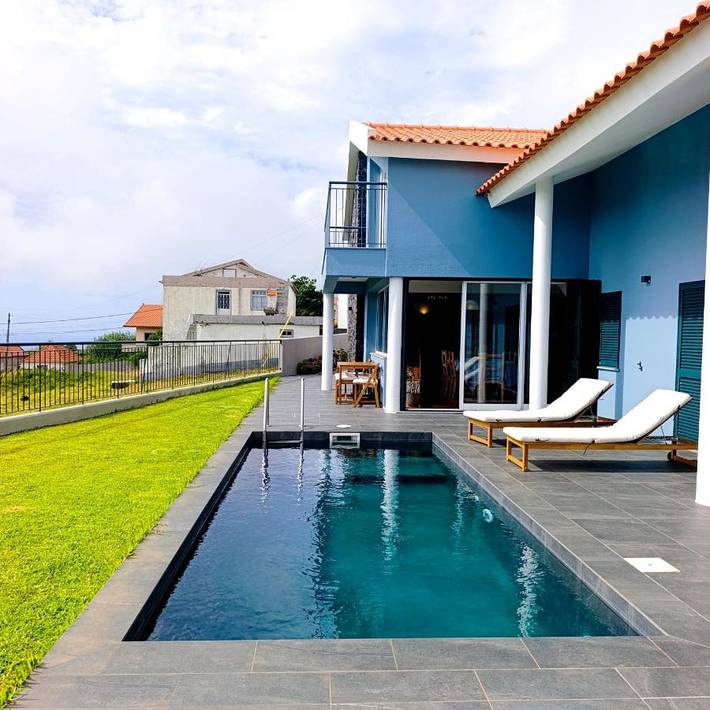 Location de vacances pour 8 personnes, avec piscine ainsi que jardin et vue à Ponta Do Pargo - 3