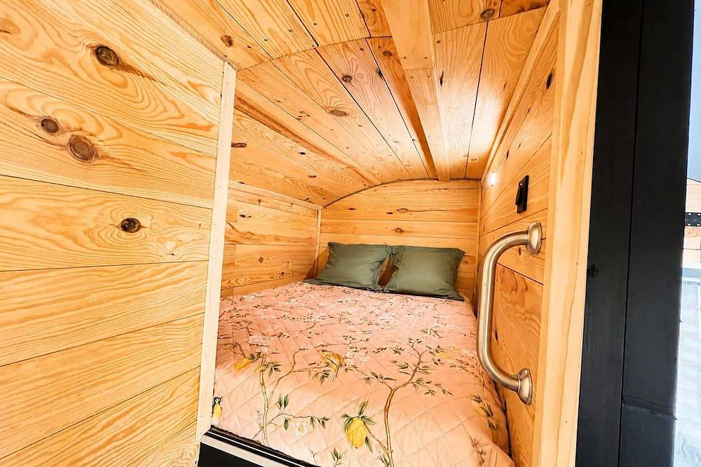 Roulotte Cowboy - Tiny House Insolite in Mignaloux-Beauvoir, Vienne (France)