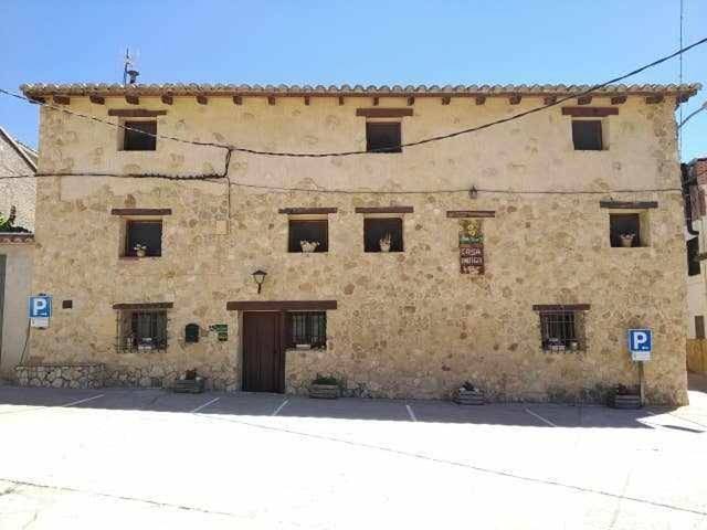 Casa de vacaciones para 6 personas, con piscina y balcón en Rincón de Ademuz