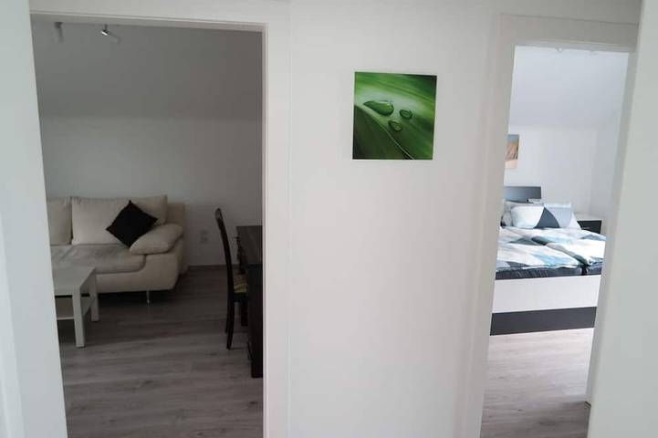 Ferienwohnung für 4 Personen, mit Terrasse und Garten sowie Pool in Mainz - 3