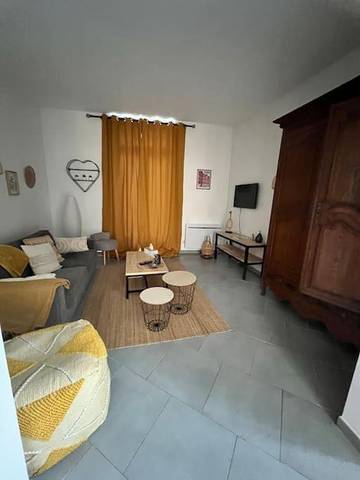 Gîte pour 4 personnes, avec terrasse à Saint-André-les-Vergers