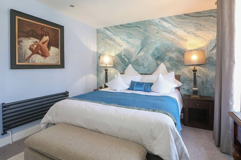 The Dacha, family friendly, with a garden in Winchester in Winchester, South Downs
