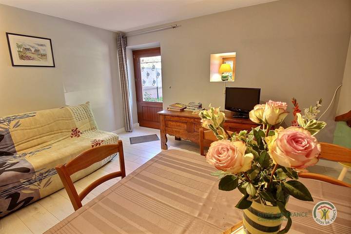 Gîte pour 3 personnes, avec jardin à Hénanbihen - 2