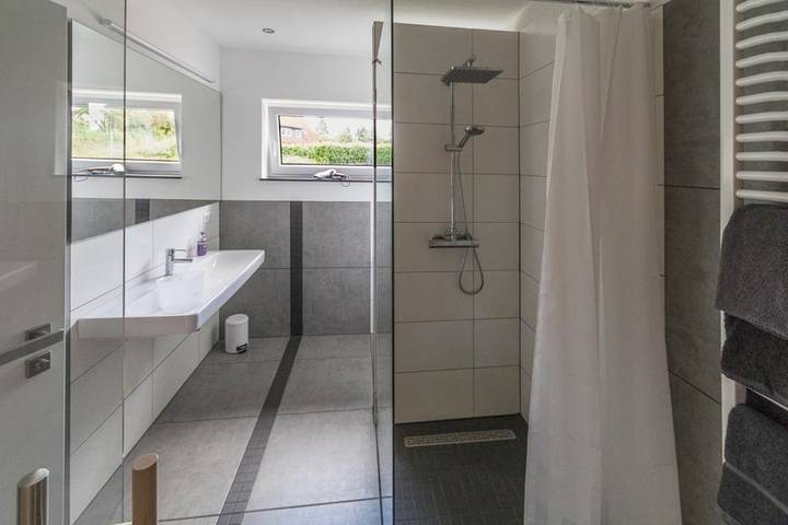 Ferienhaus für 8 Personen, mit Sauna und Ausblick sowie Garten in Clausthal-Zellerfeld - 2