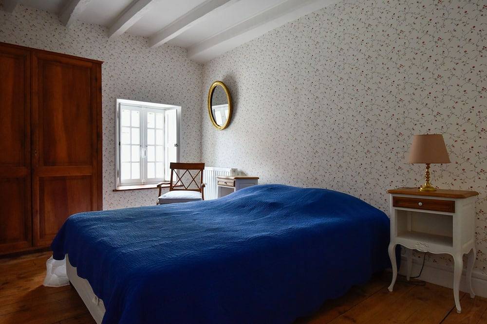 Logis indépendant dans une enceinte médiévale in La Villetelle, Région d'Aubussargues