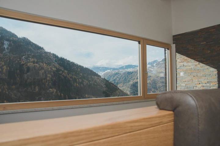 Ferienwohnung für 4 Personen, mit Terrasse und Ausblick in Kauns