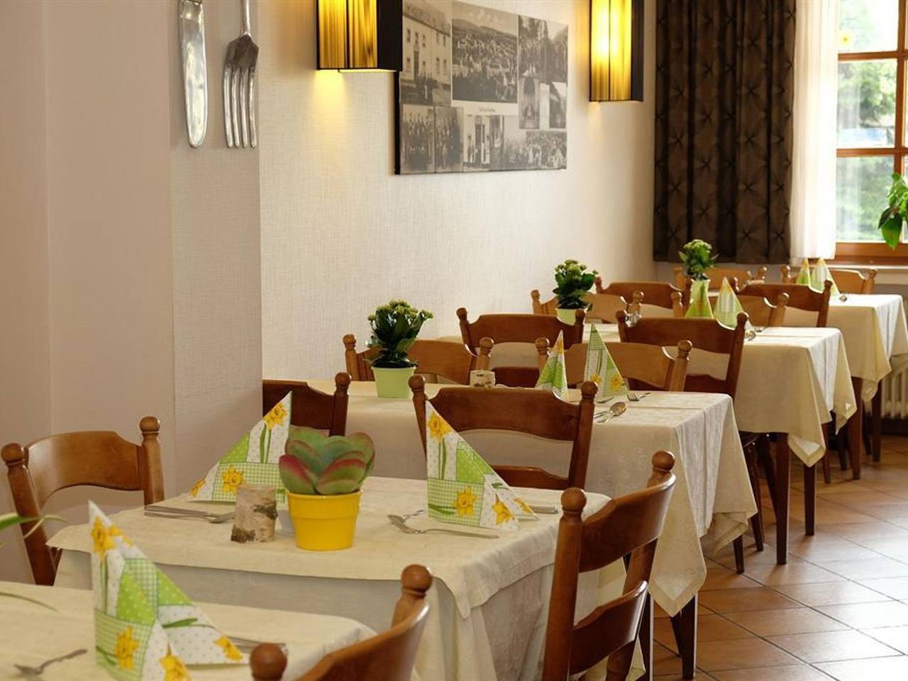 Ganze Ferienwohnung, Landgasthaus u. Ferienhof Hoffmann in Kruchten, Eifelkreis Bitburg-Prüm