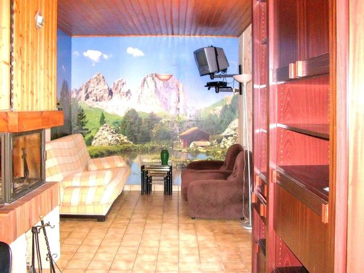 Gîte pour 6 personnes, avec piscine ainsi que jardin et vue sur le lac, animaux acceptés dans Lac de Saint-Étienne-Cantalès - 2