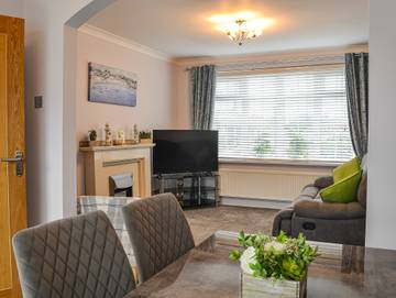 Log Cabin for 4 People in Bridlington, East Riding of Yorkshire, Photo 1