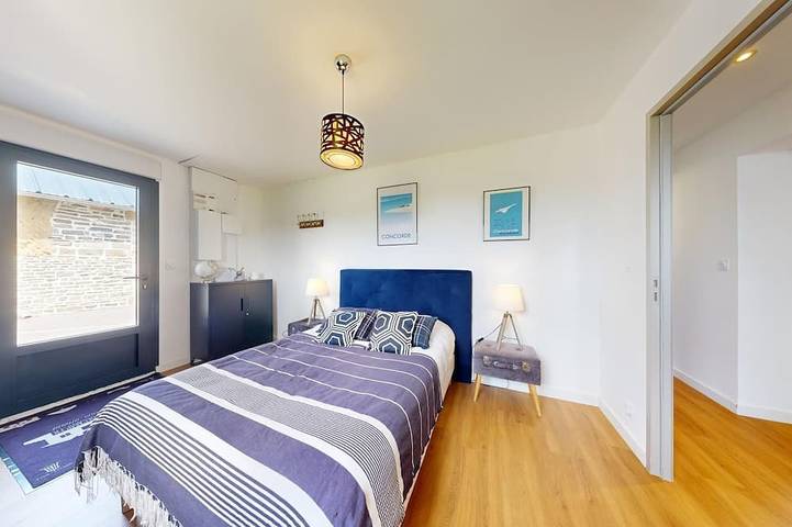 Gîte pour 25 personnes, avec jardin et balcon dans La Haye-Pesnel - 2