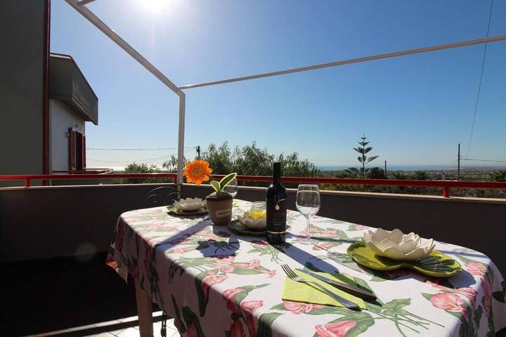 Location de vacances pour 14 personnes, avec jardin et vue, animaux acceptés à Manfredonia - 4