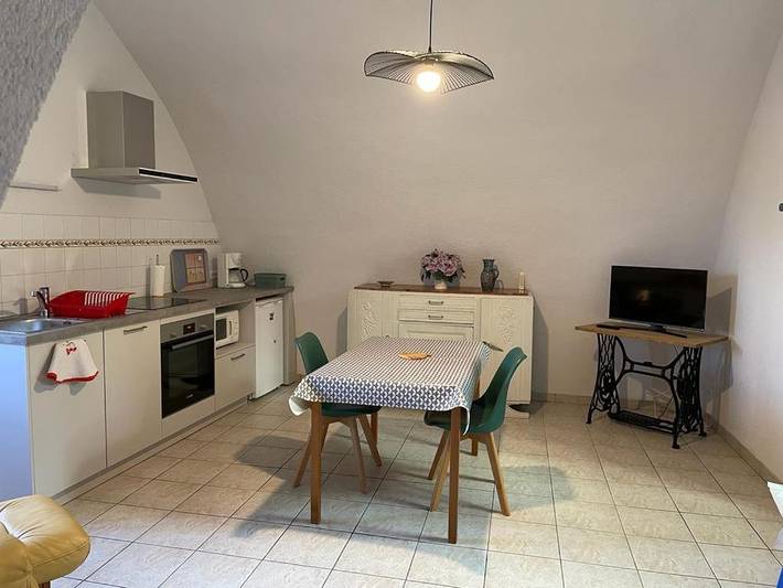 Location de vacances pour 2 personnes, avec vue et jardin dans Sévérac-d'Aveyron - 3
