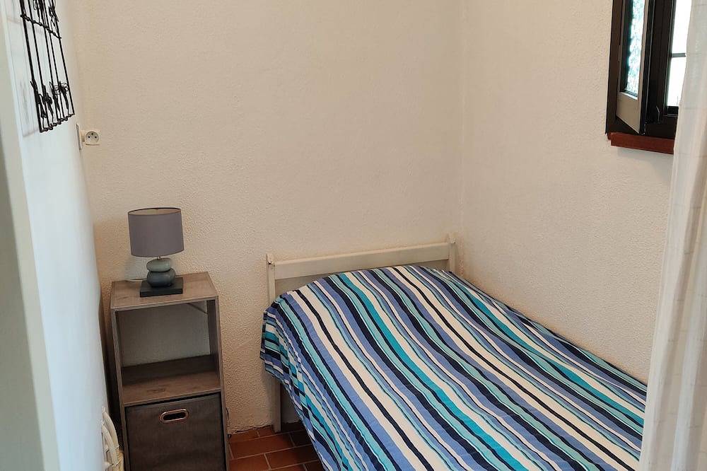 Ganze Wohnung, Wohnung im Erdgeschoss für 4 Personen, 850 Meter bis zum Strand in Contis, Saint-Julien-en-Born