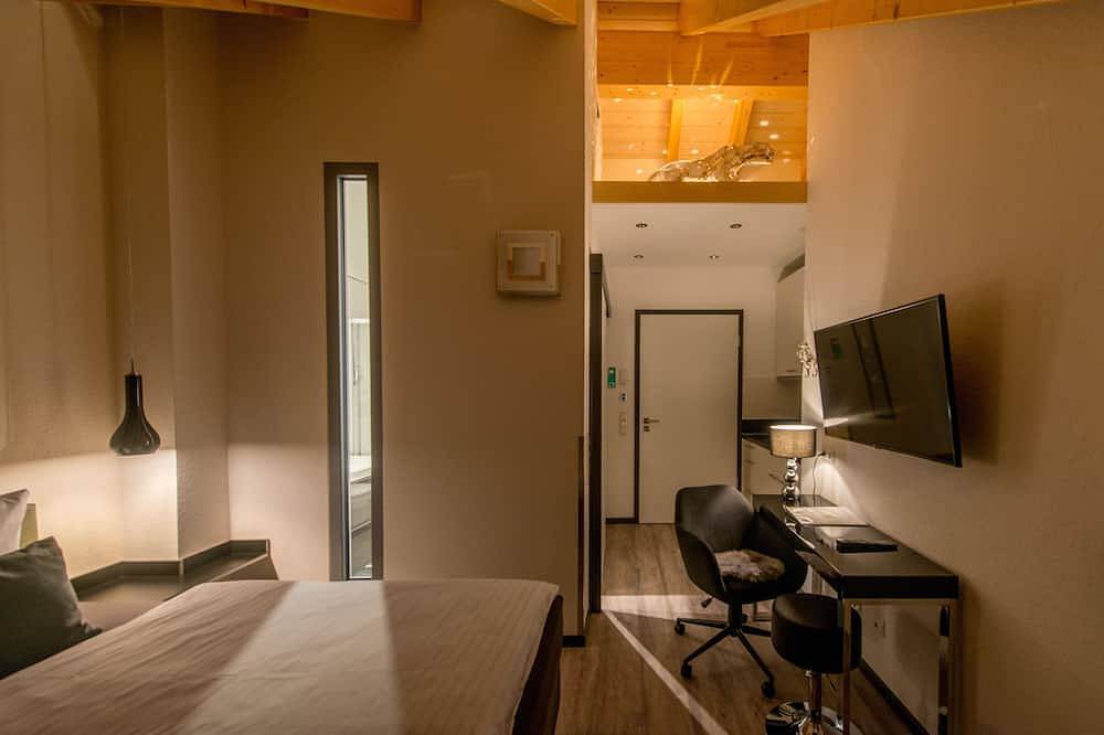 5* Apartment mit \"Glitzer-Panther\" / für 1-2 Pers. / Styl & Komfort mit Herz ♥ in Bensheim, Bergstraße