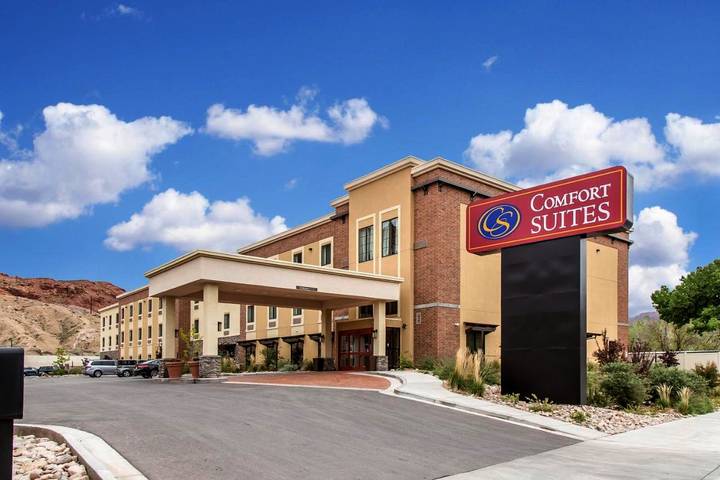 Hôtel pour 4 personnes, avec piscine