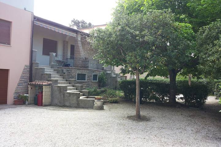 Ferienwohnung für 6 Personen, mit Terrasse und Garten in Castagneto Carducci