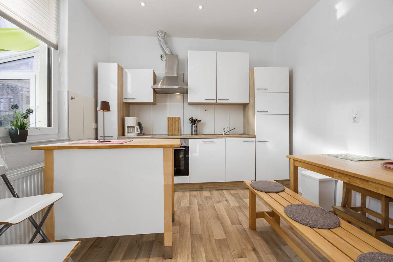 Ferienwohnung Fräulein Maria in Jever: Platz für 7, Terrasse und Wlan in Jever, Nordseeküste
