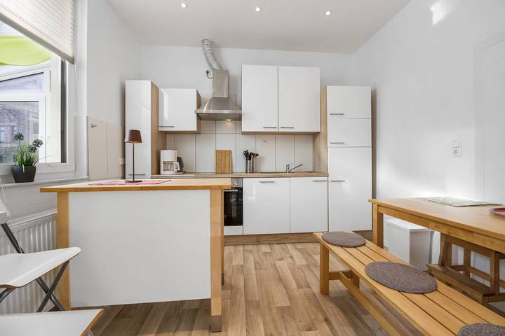 Ferienhaus für 7 Personen, mit Terrasse und Garten in Jever - 2