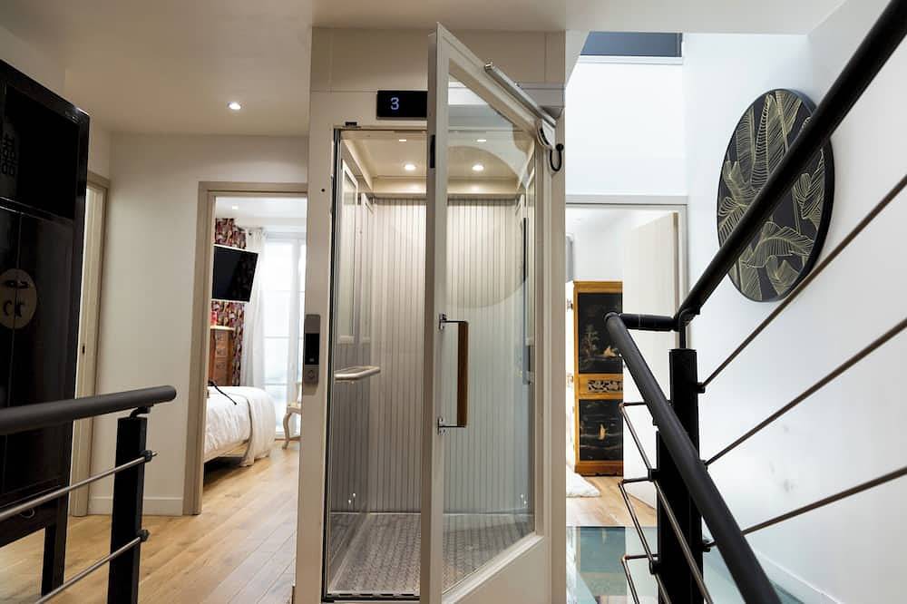 Venue C - Luxurious & Spacious ~ Sauna ~ Elevator in Cannes, Région de Cannes