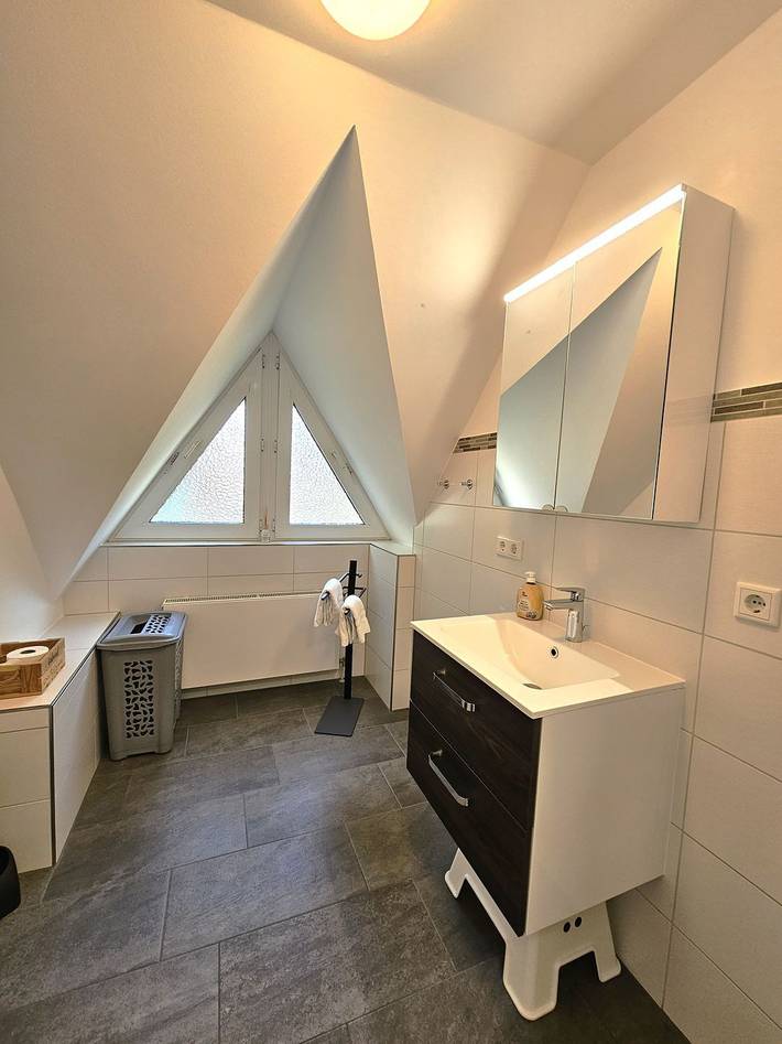 Ganze Wohnung, Godewind Ferienwohnung 3: 59 m², Balkon & Strand in 200 m Nähe in Wyk auf Föhr (Stadt), Wyk auf Föhr