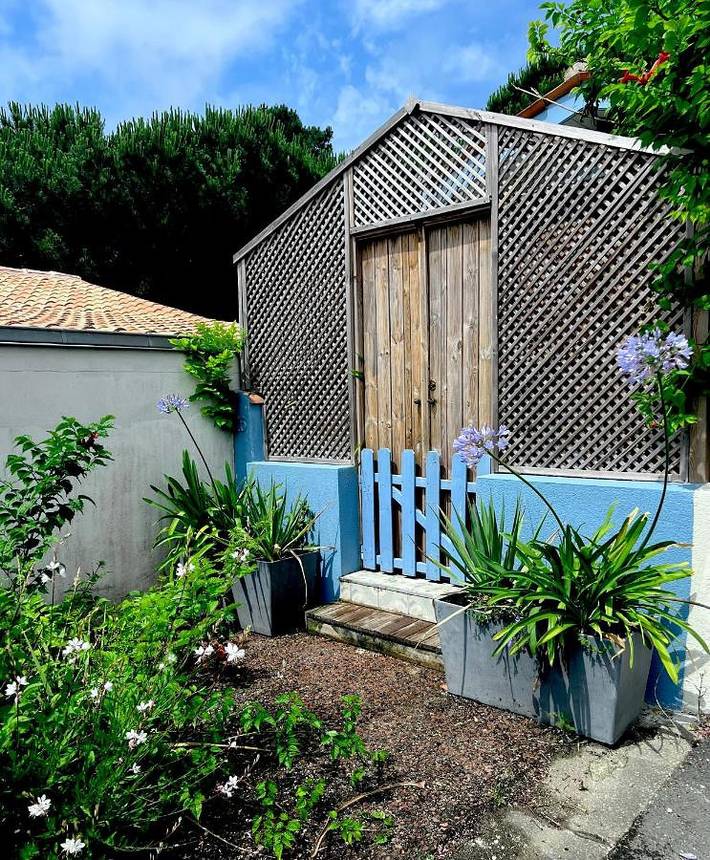 Gîte pour 2 personnes, avec terrasse dans Plage des Huttes