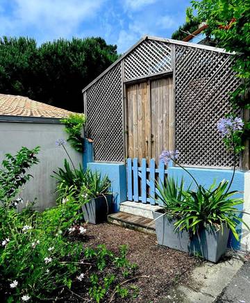 Gîte pour 2 personnes, avec terrasse dans Plage des Huttes