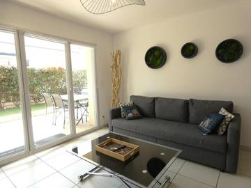 Gîte pour 4 personnes, avec terrasse à Ornex