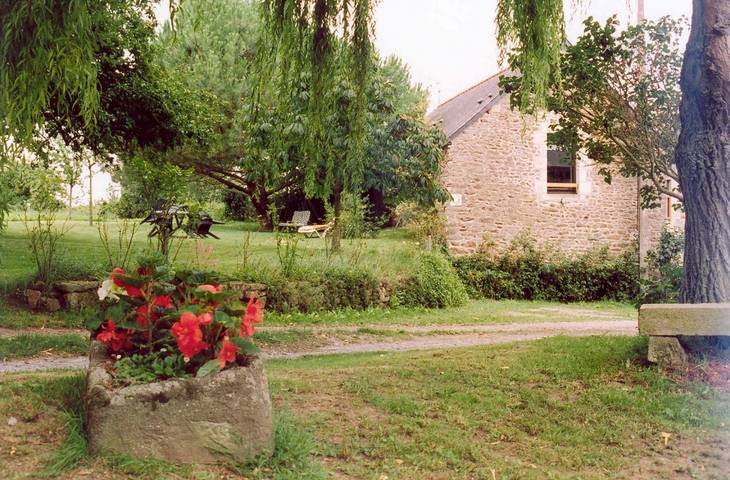 Gîte pour 2 personnes, avec jardin à Pleudihen-sur-Rance - 2