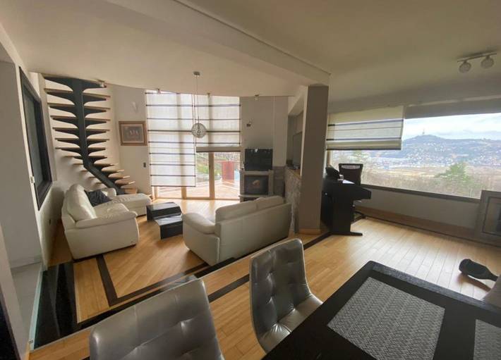 Villa für 12 Personen mit Balkon in Sarajevo, Bosnien und Herzegowina