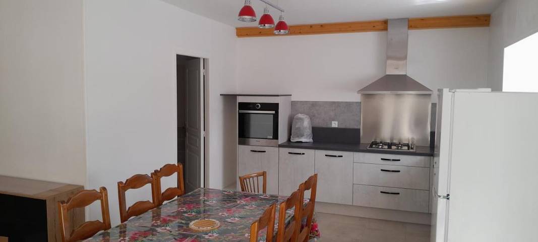 Gîte pour 6 personnes, avec terrasse à Ancteville