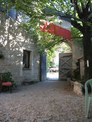 Chambre D’hôte pour 2 Personnes dans Sauzet, Région de nyons, Photo 4
