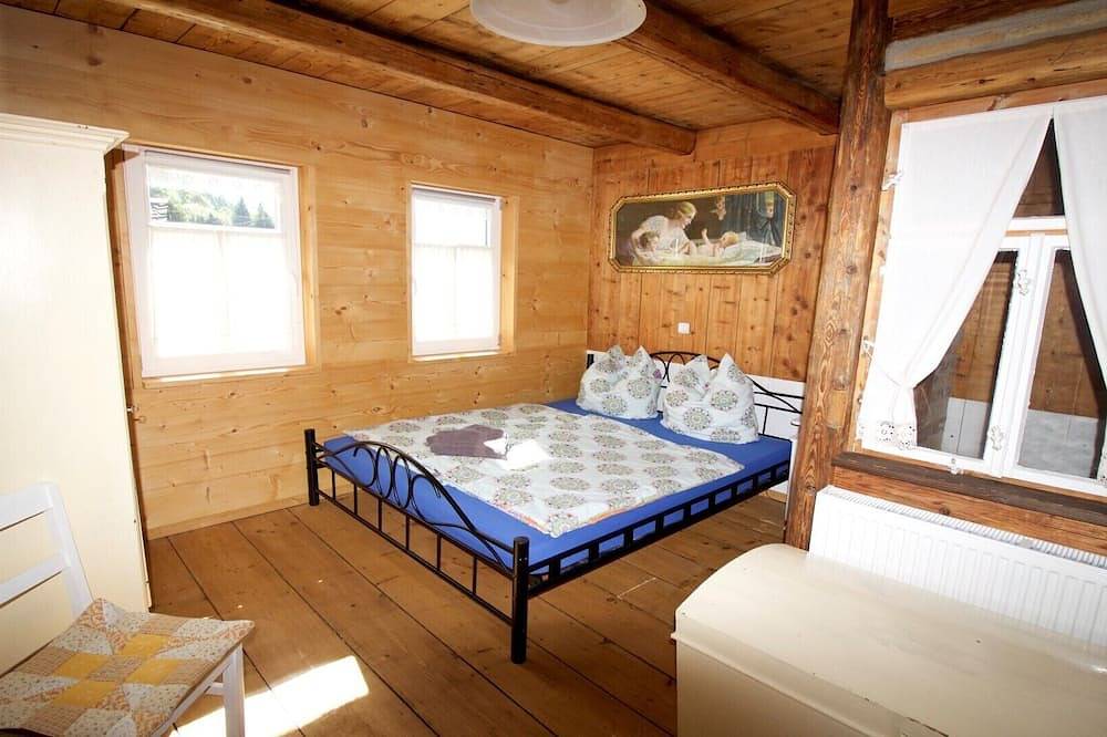 Ganze Wohnung, Ferienwohnung im Ferienhaus 'Anno Dazumal' in Klingenthal, Chemnitz und Umgebung