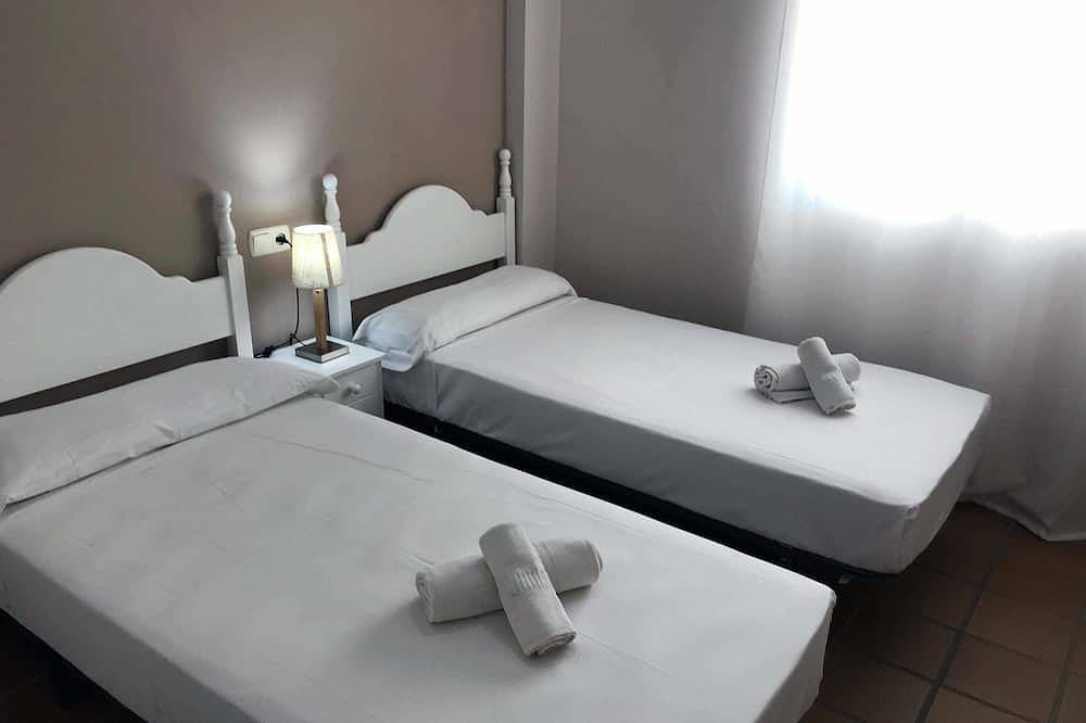 Entire apartment, Venavera Dragos 5-2Bedrooms/2Baths 350m Beach Wifi in Vera, Costa de Almería