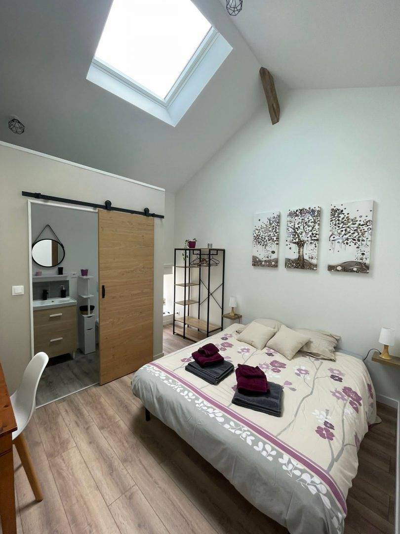 Chambres d'hôtes "Les Iris" Petit déjeuner- Futuroscope - Chambre 2 - Acacia in Avanton, Vienne (France)