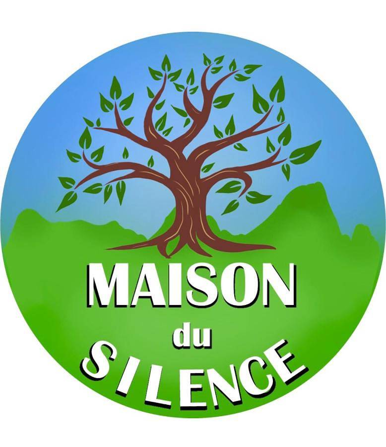 Maison Du Silence in Saint-Maurice-près-Pionsat, Puy-de-Dôme