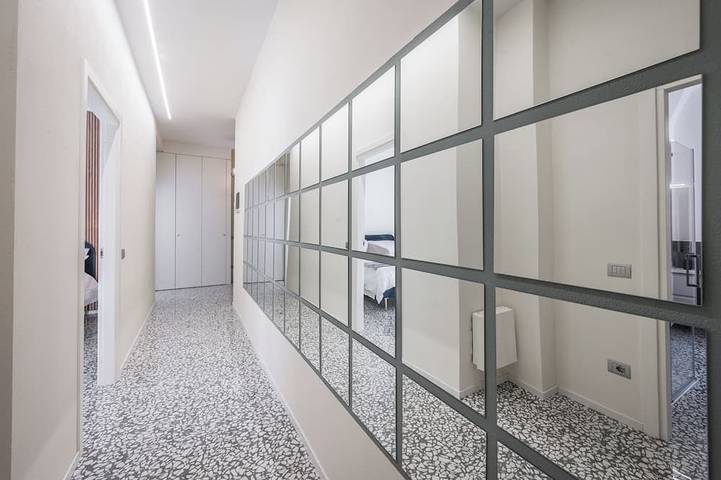 Ganze Wohnung, [An Exclusive Overlook In The Heart Of Modena] Swing On The Square in Modena, Modena Provinz