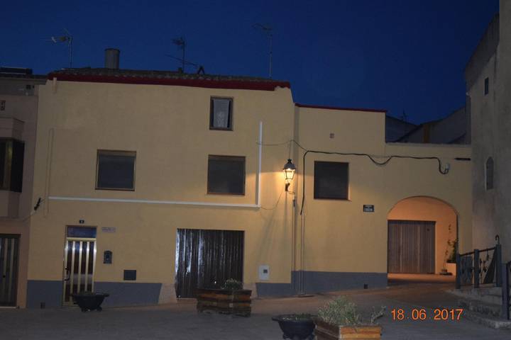 Casa rural para 8 personas, con jardín y terraza en Bajo Penedés - 2