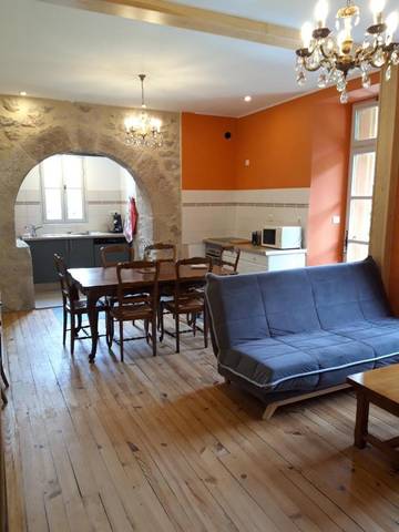 Gîte pour 3 personnes, avec balcon et vue à Entraygues-sur-Truyère