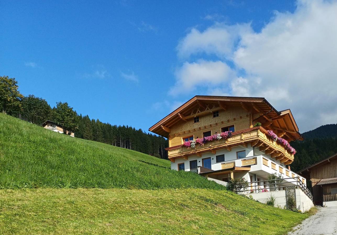 Ferienwohnung Gipfelblick | nicht stornierbar in Weerberg, Tiroler Unterland