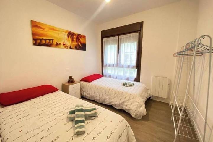 Entire apartment, New Listing in Infiesto, Piloña