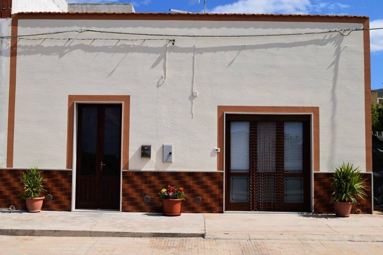 La Casa dei Fiori in Castelluzzo, San Vito Lo Capo