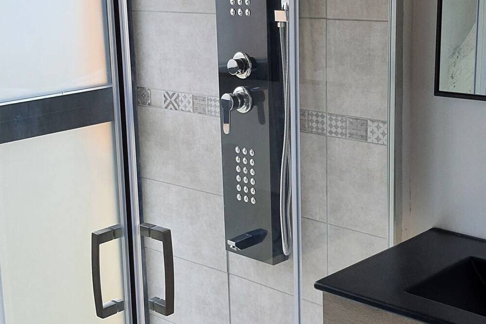 Appartement entier, Le gros chêne, Jacuzzi privé jardin, Proche Sarlat, Rocamadour, Lascaux, Padirac in Carsac-Aillac, Périgord Noir