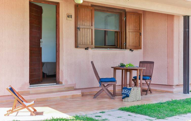 Apartment am Wasser mit Pool und WLAN, 2,5 km von Torre di Maremma entfernt in Montalto di Castro, Viterbo Provinz