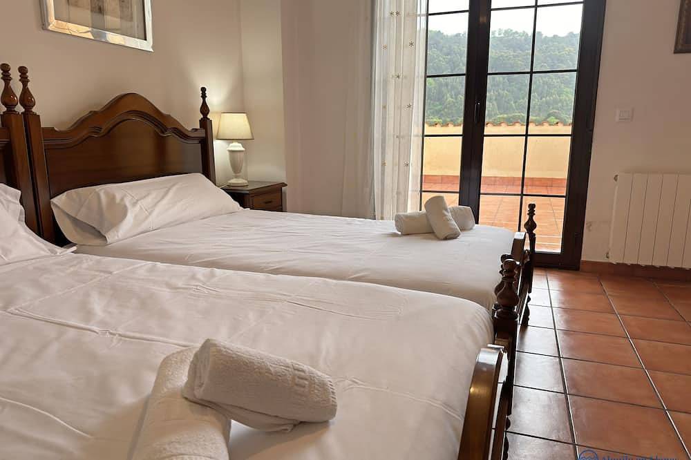 Vivienda Vacacional Los Ciervos 3 in Pendueles, Llanes