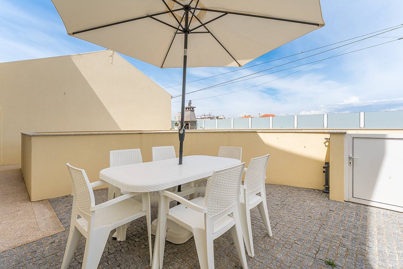 Appartamento intero, Guestready - Charming retreat with terrace and Bbq in Aver-o-Mar, Amorim e Terroso, Distretto di Porto