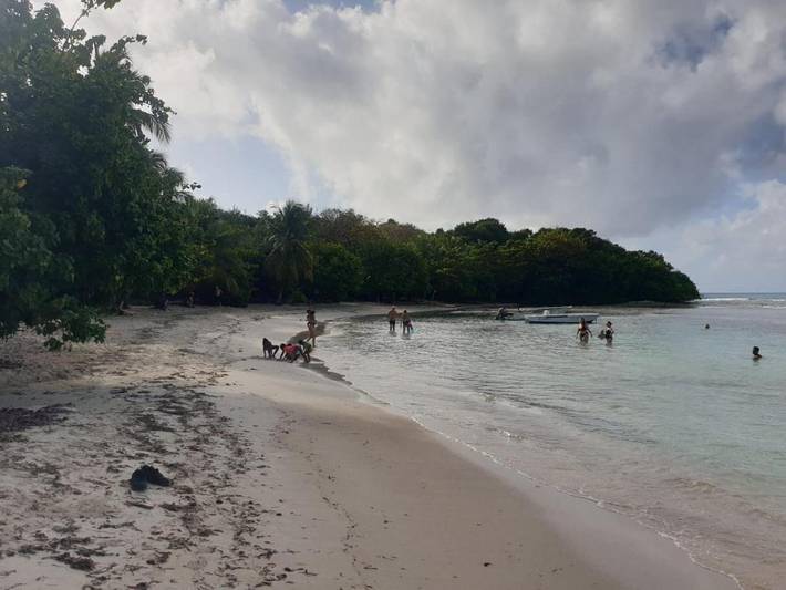 Gîte pour 4 personnes, avec jardin et vue dans Plage de Saint-Félix - 2