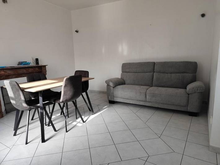 Location de vacances pour 4 personnes, avec terrasse à Noyen-sur-Sarthe