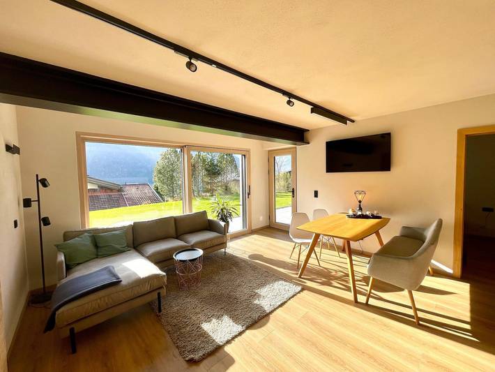Ferienwohnung für 4 Personen, mit Balkon und Terrasse sowie Garten und Seeblick in Eben am Achensee - 2
