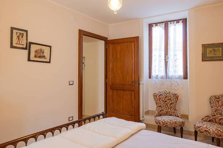 Ganze Wohnung, Della Nonna in Campagnano (Lago Maggiore), Maccagno con Pino e Veddasca