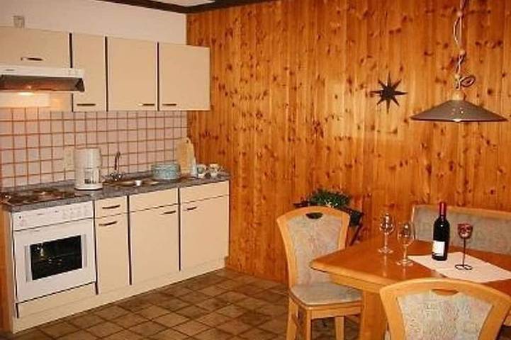 Ferienpark für 2 Personen, mit Terrasse und Garten in der Eifel